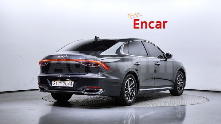 Hyundai Grandeur 2022 — 2