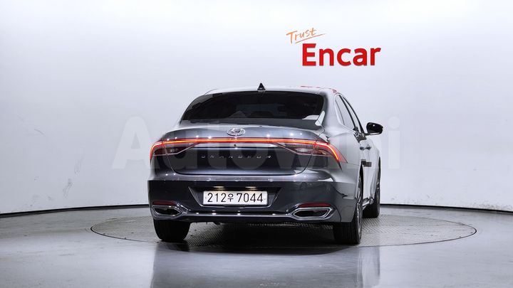Hyundai Grandeur 2022 — 4