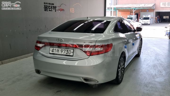 Hyundai Grandeur 2013 — 2