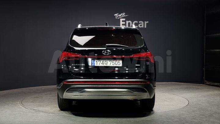 Hyundai SantaFe 2023 — 4