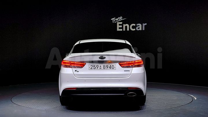 Kia K5 2018 — 4