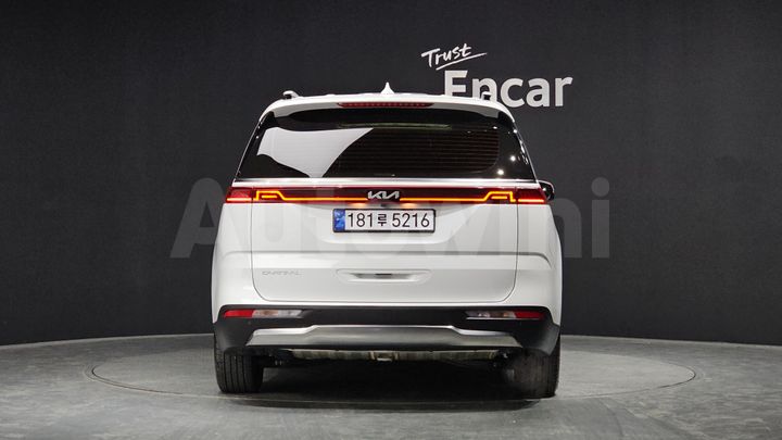 Kia Carnival 2023 — 4