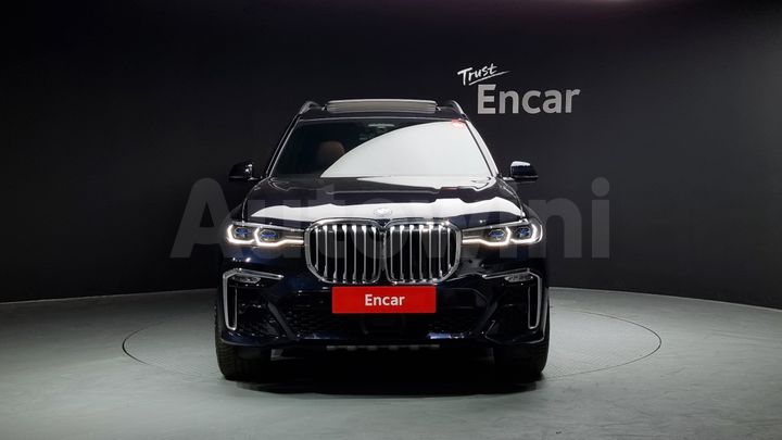 BMW X7 2021 — 3