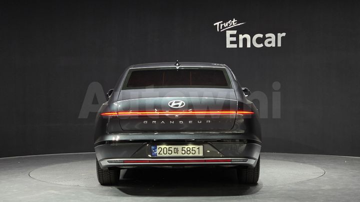 Hyundai Grandeur 2023 — 4