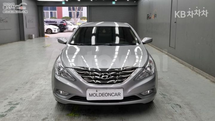 Hyundai Sonata 2011 — 3