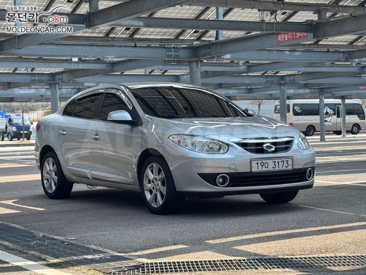 Renault SM3 2009 — 3