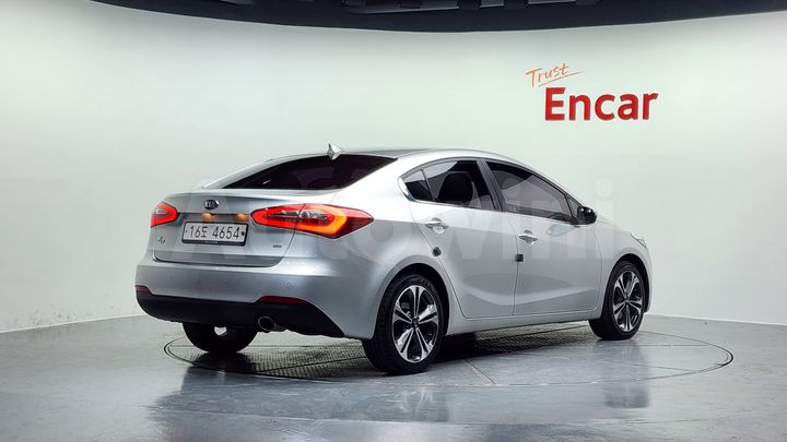 Kia K3 2013 — 2