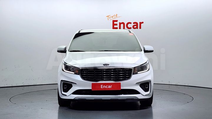 Kia Carnival 2019 — 3