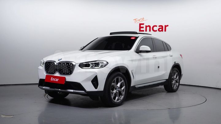 BMW X4 2023 — 2