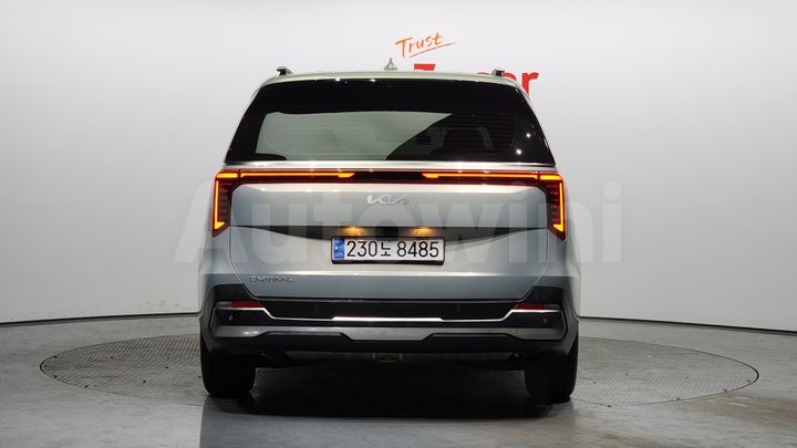 Kia Carnival 2024 — 4