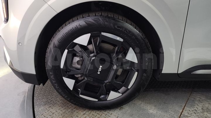 Kia Carnival 2024 — 5