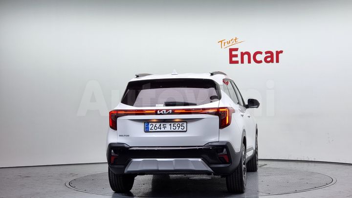 Kia Seltos 2025 — 4