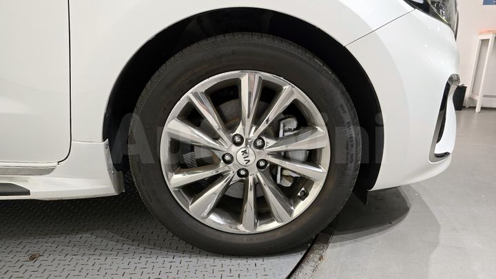 Kia Carnival 2019 — 5