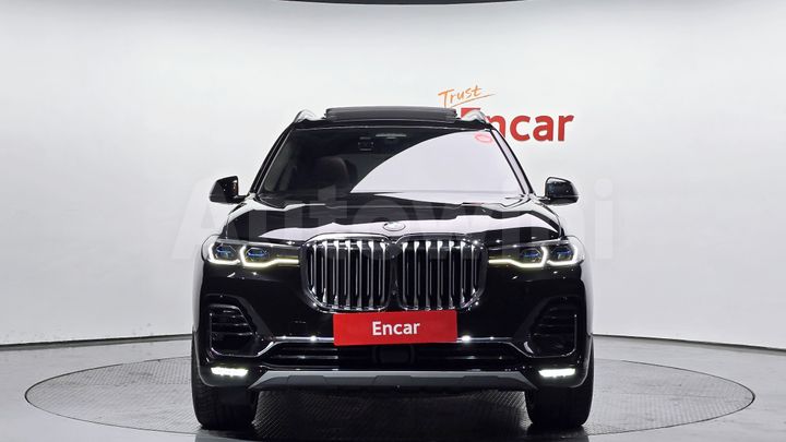 BMW X7 2021 — 3