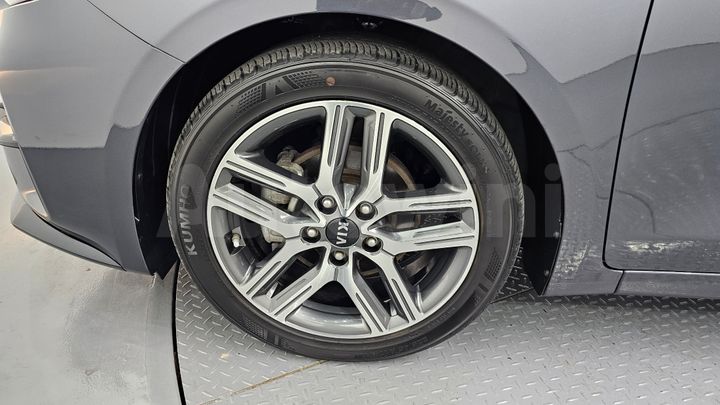 Kia K3 2020 — 5
