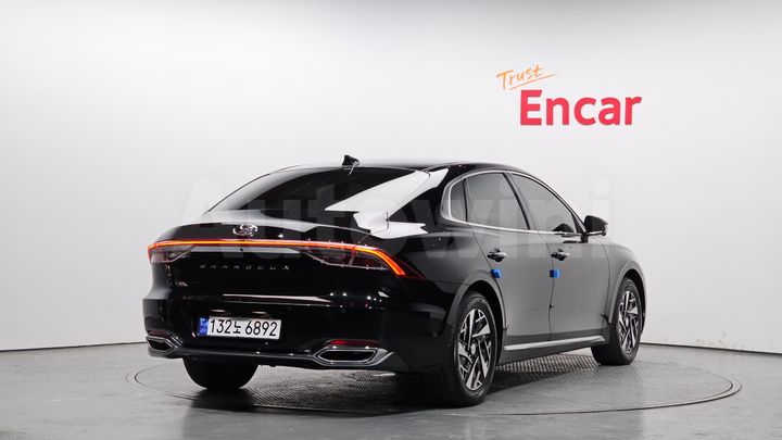 Hyundai Grandeur 2023 — 2
