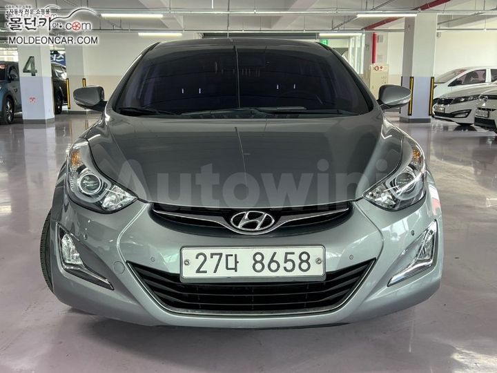 Hyundai Avante 2015 — 2