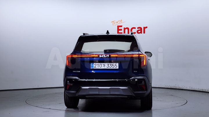 Kia Seltos 2025 — 4