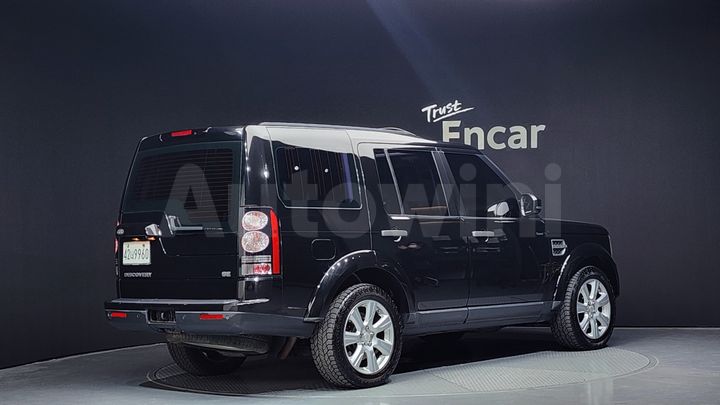 Land Rover Discovery 2015 — 2