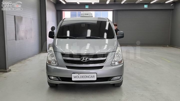 Hyundai Starex 2011 — 3
