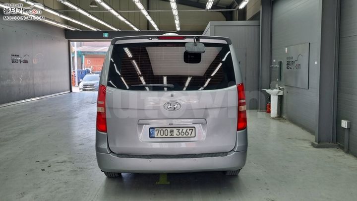 Hyundai Starex 2011 — 4
