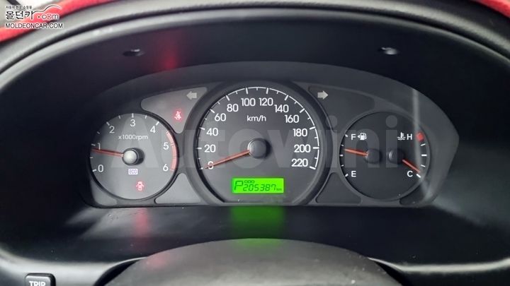 Hyundai Starex 2011 — 5