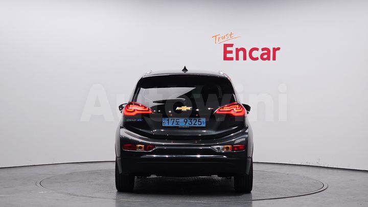 Chevrolet Bolt EV 2018 — 4
