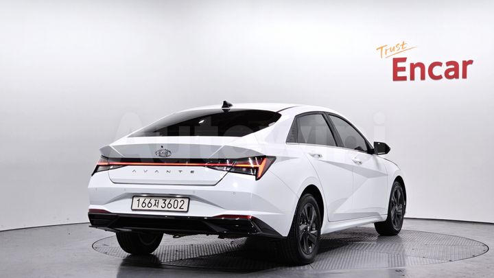 Hyundai Avante 2022 — 2