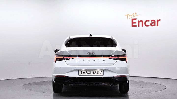 Hyundai Avante 2022 — 4