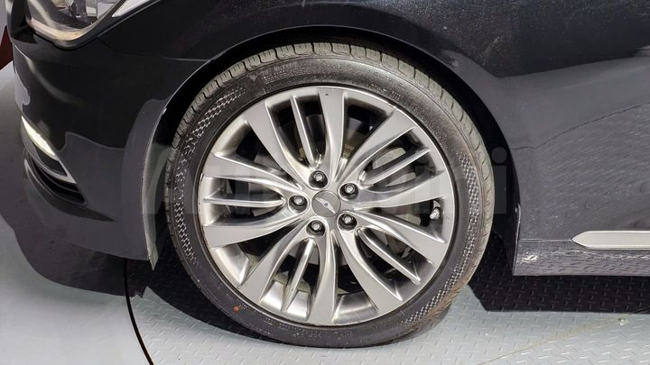 Hyundai Genesis 2016 — 5