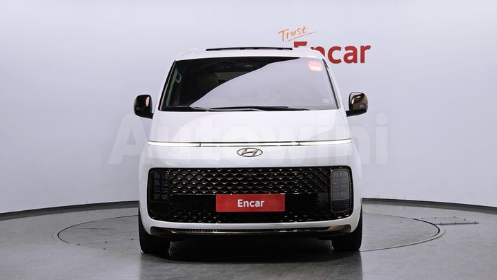 Hyundai Staria 2022 — 3