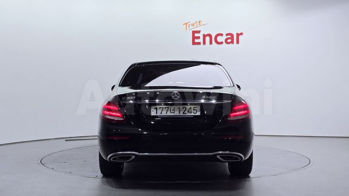 Mercedes-Benz E Class 2018 — 4