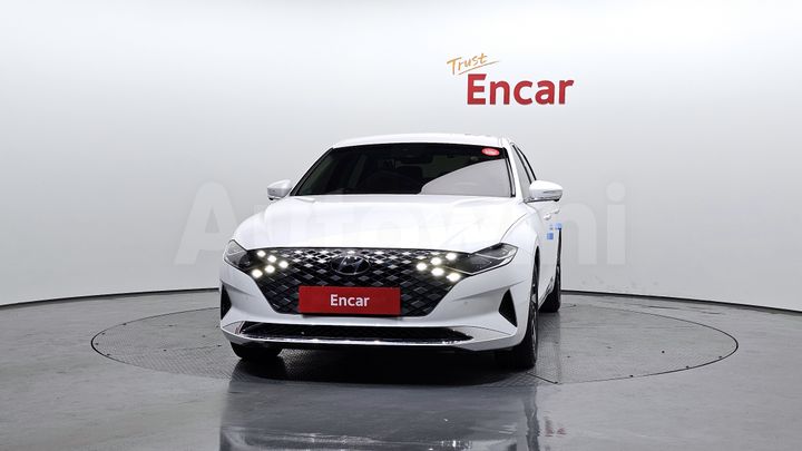 Hyundai Grandeur 2022 — 3