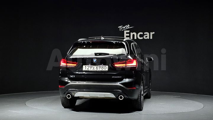 BMW X1 2021 — 4