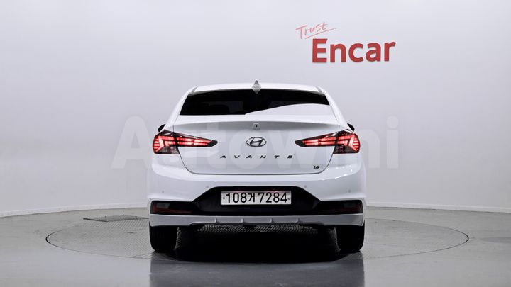 Hyundai Avante 2020 — 4