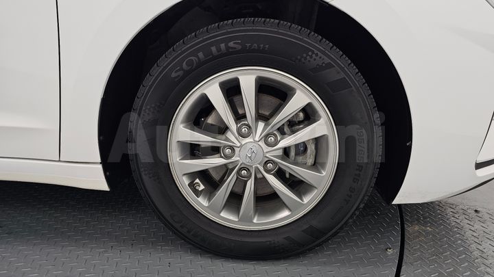 Hyundai Avante 2020 — 5