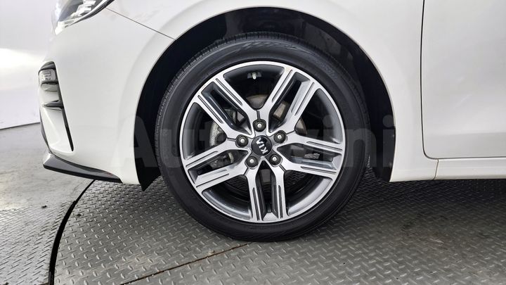 Kia K3 2019 — 5