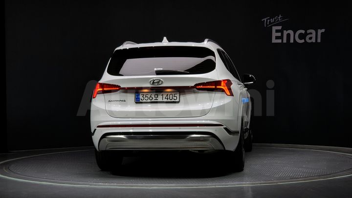 Hyundai SantaFe 2023 — 4