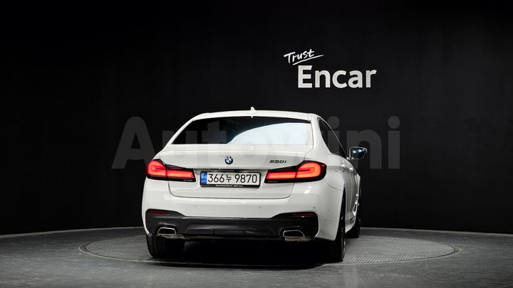 BMW 5 Series 2022 — 4