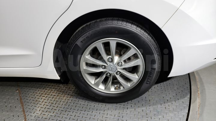 Hyundai Avante 2020 — 5