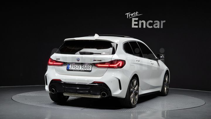 BMW 1 Series 2023 — 2
