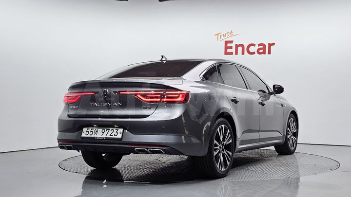 Renault SM6 2016 — 2