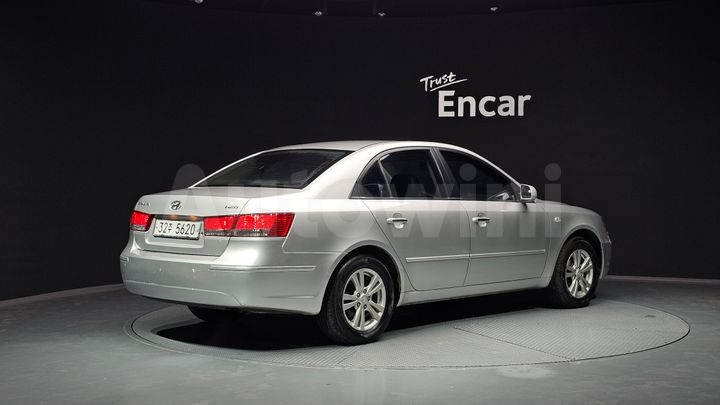 Hyundai Sonata 2009 — 2