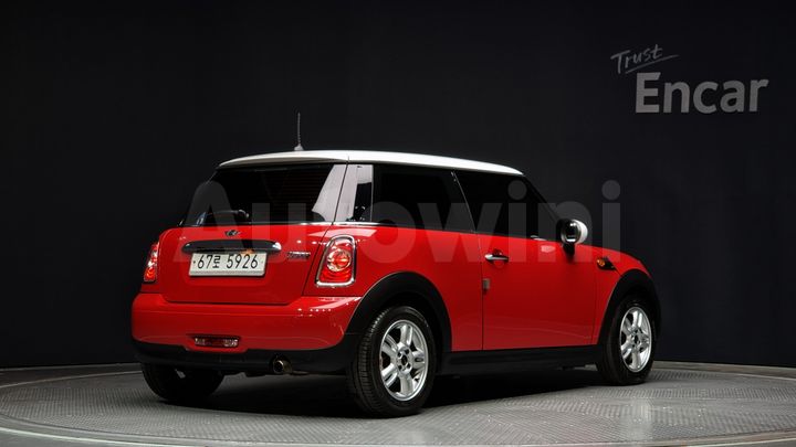 Mini Cooper 2013 — 2