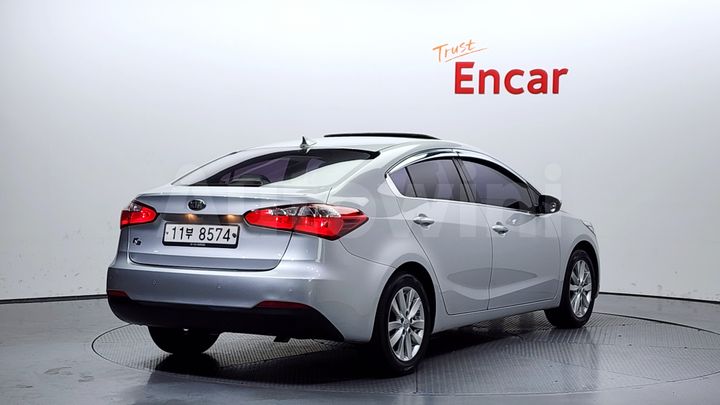 Kia K3 2015 — 2