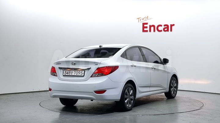 Hyundai Accent 2019 — 2