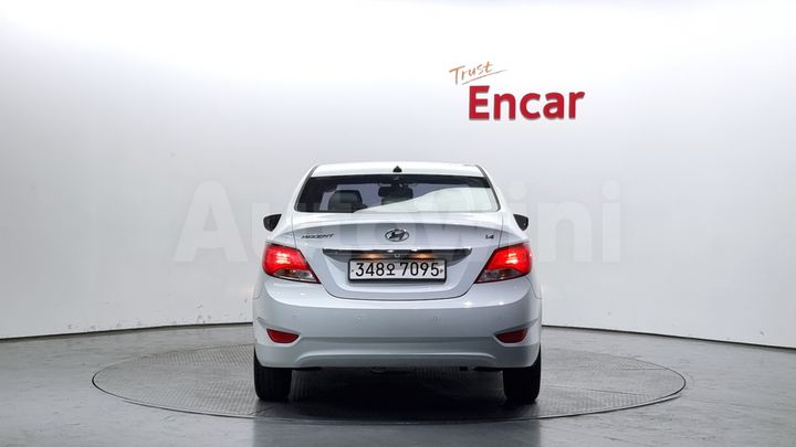 Hyundai Accent 2019 — 4