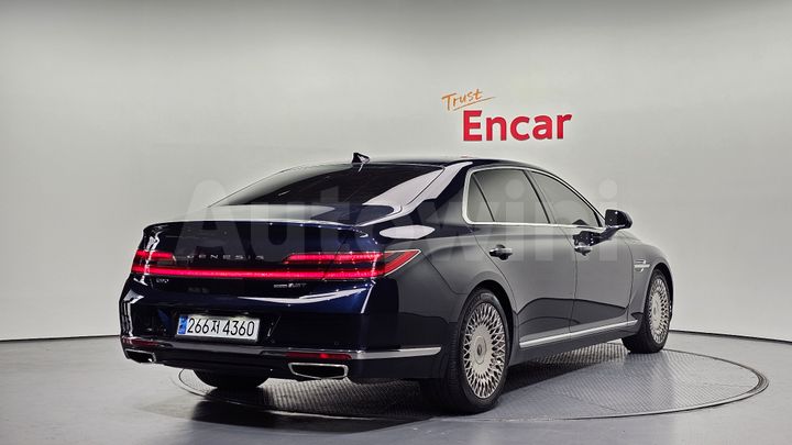 Genesis G90 2020 — 2