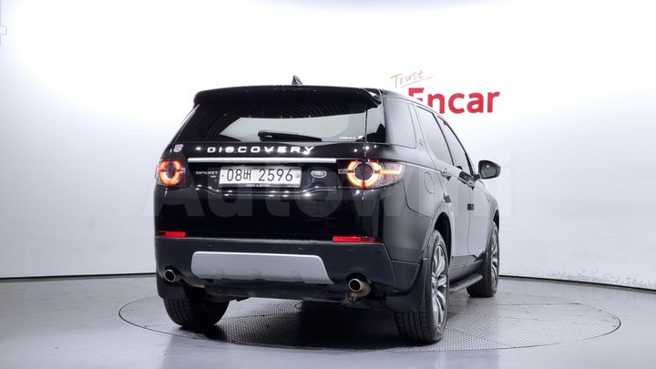 Land Rover Discovery Sport 2017 — 4
