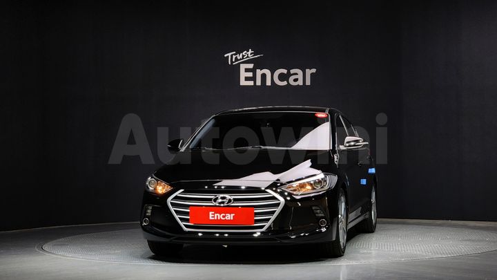 Hyundai Avante 2017 — 3
